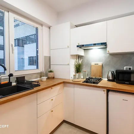 Apartament 912 *