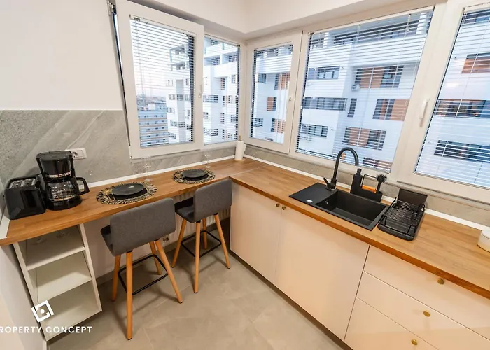 912 Apartment