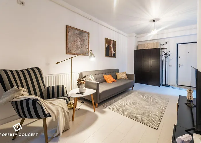 912 Apartment *