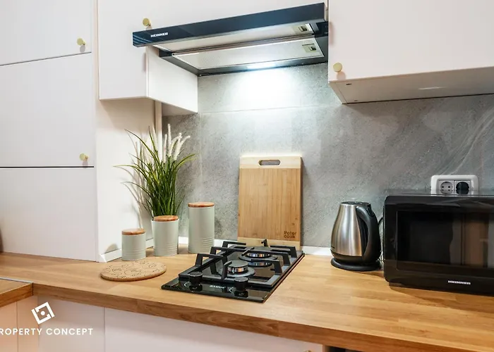 912 Apartment *